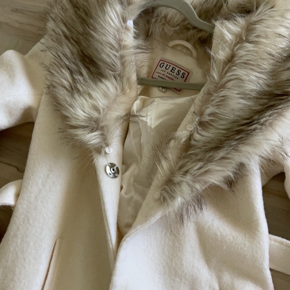 Guess coat - Picture 3 of 3